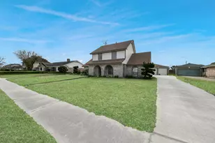 15423 Ridingwood Dr, Houston, TX 77489 - Photo 1