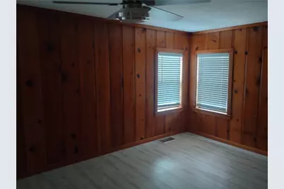 625 E 13th Avenue, Belton, TX 76513 - Photo 7