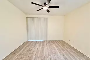 2120 Wilcrest Dr, Houston, TX 77042 - Photo 25