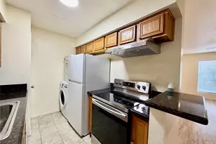 2120 Wilcrest Dr, Houston, TX 77042 - Photo 11