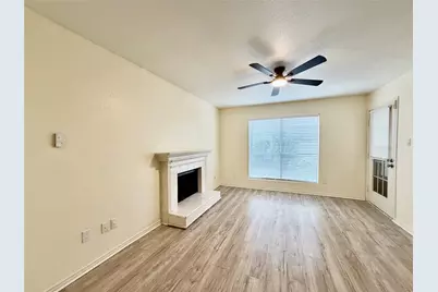 2120 Wilcrest Drive #121, Houston, TX 77042 - Photo 3