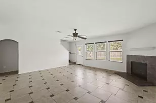16115 Sheldon Ridge Way, Houston, TX 77044 - Photo 5