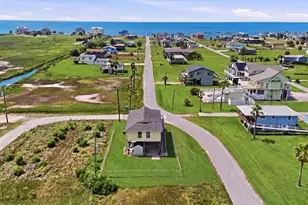 4014 6th St, Galveston, TX 77554 - Photo 1