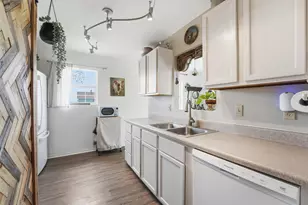 4014 6th St, Galveston, TX 77554 - Photo 9
