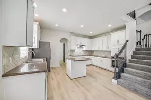 17306 Eagle Ledge Dr, Tomball, TX 77377 - Photo 1