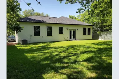 7828 Pardee Street, Houston, TX 77028 - Photo 3