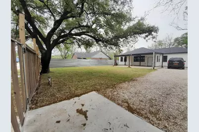 7828 Pardee Street, Houston, TX 77028 - Photo 1