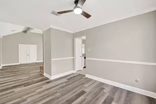 12403 Meadow Ridge Dr, Stafford, TX 77477 - Photo 13
