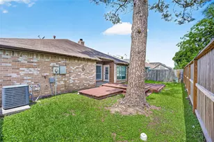 12403 Meadow Ridge Dr, Stafford, TX 77477 - Photo 43