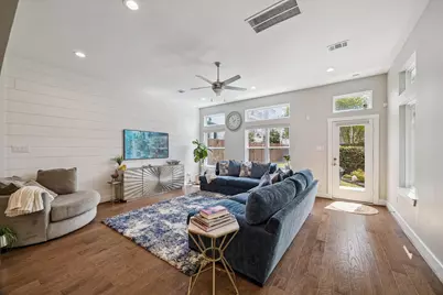 920 W 25th Street #C, Houston, TX 77008 - Photo 5