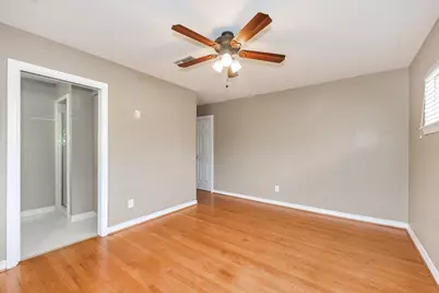 5321 Pagewood Lane, Houston, TX 77056 - Photo 19