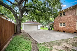 212 W Alabama St, Wharton, TX 77488 - Photo 5
