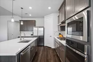 2212 Clements Shore Ln, La Porte, TX 77571 - Photo 5