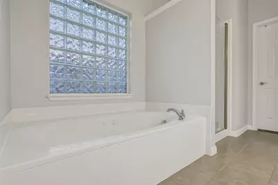 418 Gastonbury Court, League City, TX 77573 - Photo 27
