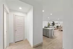 8027 Milam Ln, Rosharon, TX 77583 - Photo 3