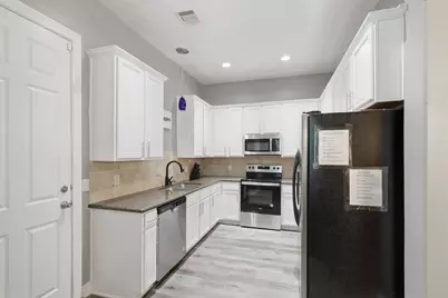 9003 Bayview Cove Drive, Houston, TX 77054 - Photo 5