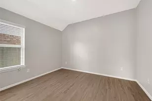 9830 Kingston Liberty Ln, Baytown, TX 77521 - Photo 13