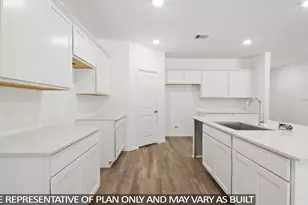 129 Wildflower Ln, Dayton, TX 77535 - Photo 5