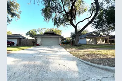 14014 Clear Forest Drive, Sugar Land, TX 77498 - Photo 3