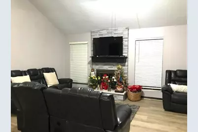 14014 Clear Forest Drive, Sugar Land, TX 77498 - Photo 5