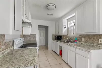 2704 Saddlehorn Trail, Katy, TX 77494 - Photo 17
