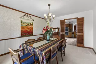 137 Arrow Wood St, Lake Jackson, TX 77566 - Photo 5