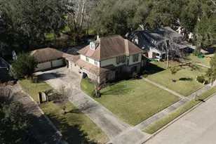 137 Arrow Wood St, Lake Jackson, TX 77566 - Photo 37