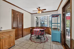 137 Arrow Wood St, Lake Jackson, TX 77566 - Photo 9