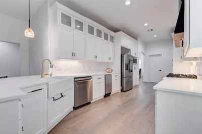8617 Kari Court, Jersey Village, TX 77040 - Photo 15