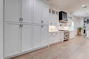 8617 Kari Ct, Jersey Village, TX 77040 - Photo 13