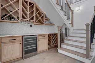 8617 Kari Ct, Jersey Village, TX 77040 - Photo 5