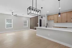 2516 Lucky St, Houston, TX 77088 - Photo 15