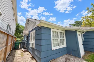 1103 E 23rd St, Houston, TX 77009 - Photo 13