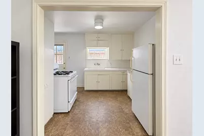1103 E 23rd Street #2, Houston, TX 77009 - Photo 5