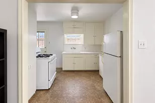 1103 E 23rd St, Houston, TX 77009 - Photo 5