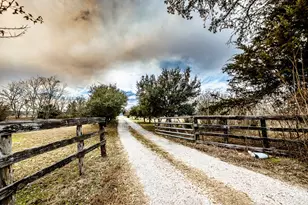 877 Fm 247 Rd, Huntsville, TX 77320 - Photo 9