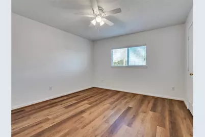 10723 Fletcher Bridge Lane, Sugar Land, TX 77498 - Photo 19