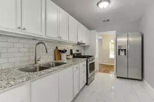 4821 Brinkley St, Houston, TX 77033 - Photo 3