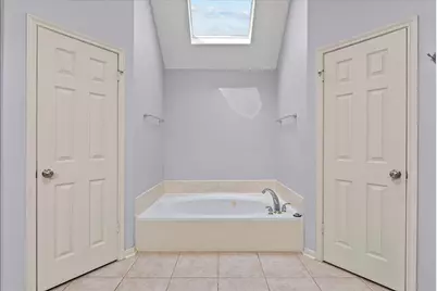 2422 Fairwind Drive, Houston, TX 77062 - Photo 25