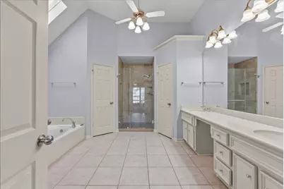 2422 Fairwind Drive, Houston, TX 77062 - Photo 23