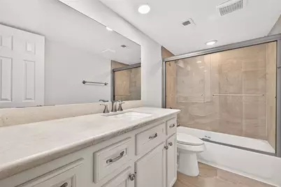 359 N Post Oak Lane #127, Houston, TX 77024 - Photo 29