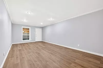 359 N Post Oak Lane #127, Houston, TX 77024 - Photo 7
