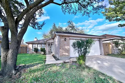 9526 Langdon Lane, Houston, TX 77036 - Photo 1