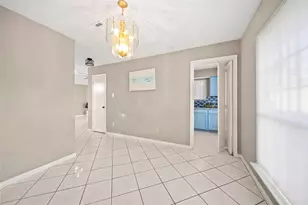9526 Langdon Ln, Houston, TX 77036 - Photo 13