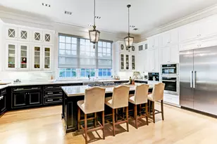 1104 Mosaico Ln, Houston, TX 77055 - Photo 11