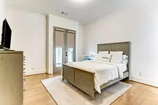 1104 Mosaico Ln, Houston, TX 77055 - Photo 29