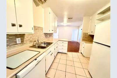 4275 Bethel Boulevard, Houston, TX 77092 - Photo 9