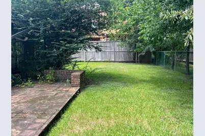 9302 Memorial Drive, Houston, TX 77024 - Photo 9