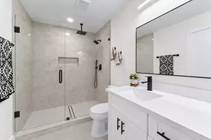 14387 Misty Meadow Ln, Houston, TX 77079 - Photo 21