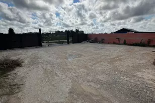 527 Rd 5603, Cleveland, TX 77327 - Photo 3